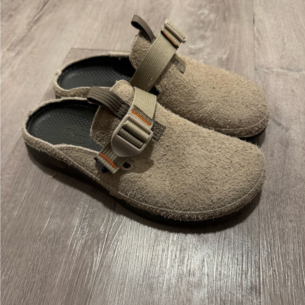 Chaco Paonia Clogs Natural Suede NWOT
